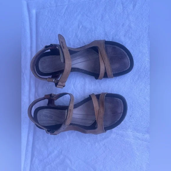 Teva Brown Women's Sandals - Picture 8 of 15